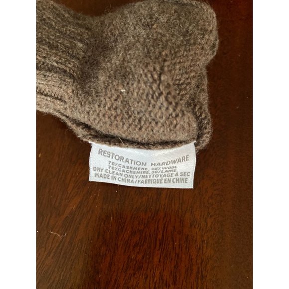 Restoration Hardware Boys /Girls Toddler 5T Cashmere Mittens - Picture 3 of 3